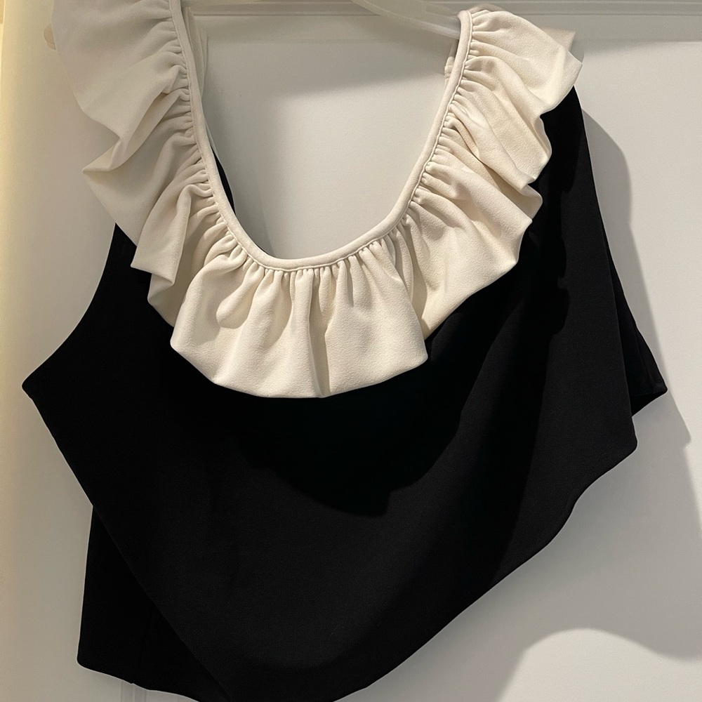 Plus Size One Shoulder Top